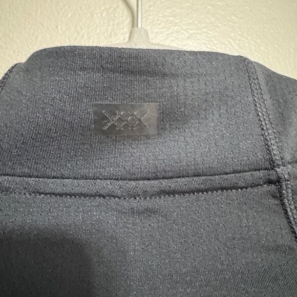 Rhone black men’s 1/4 zip lightweight pullover size medium - Picture 6 of 6